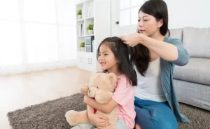 Cách chăm sóc tóc cho trẻ em? Hướng dẫn toàn diện để mái tóc bé luôn khỏe đẹp