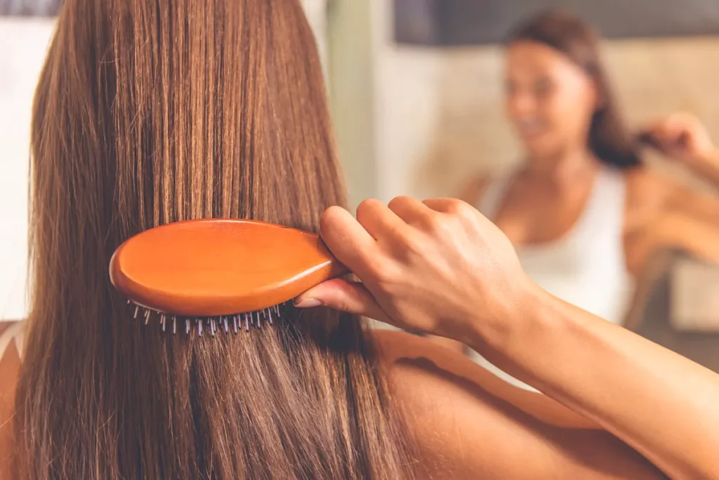 Tại sao chăm sóc tóc dài lại đòi hỏi sự kiên nhẫn và tỉ mỉ?
